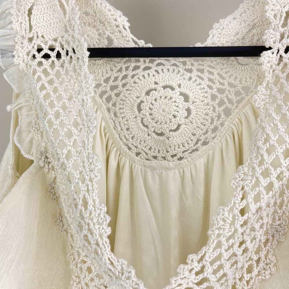 NEW | ADIVA sleeveless top accented with crochet lace - SZ M - Picture 7 of 11